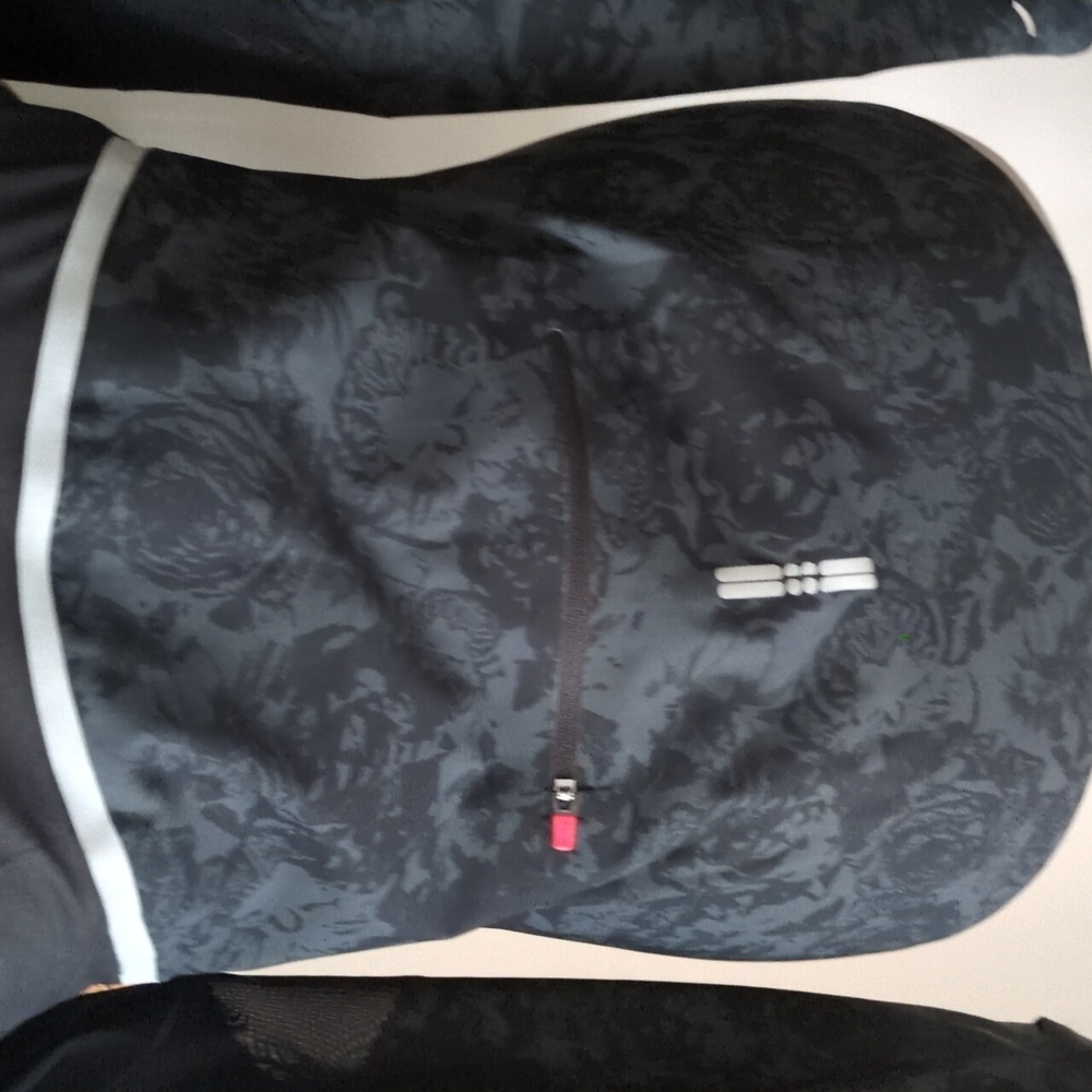 Women's Black Patterned Athletic Jacket - image 4